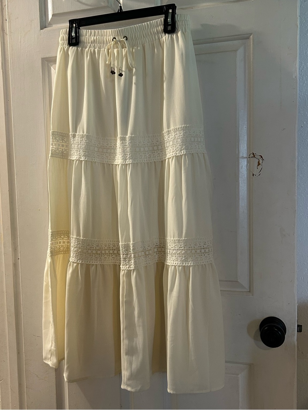 Frye Cream Tiered Maxi Skirt with Lace Trim